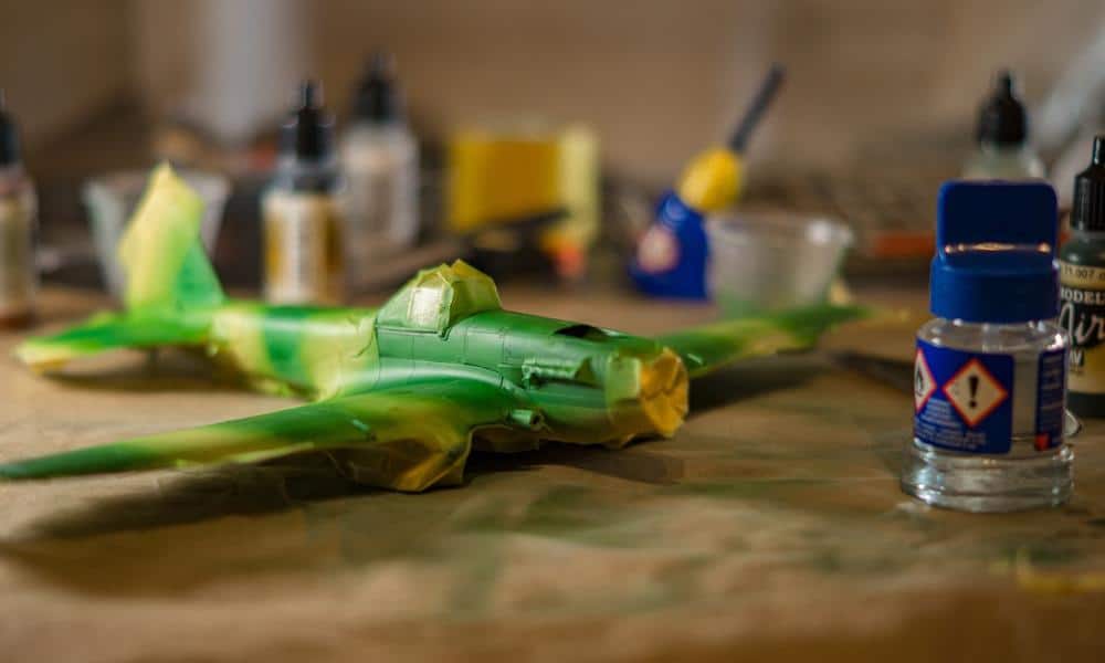 Jak samodzielnie zrobić półkę na książki? Praktyczny poradnik krok po kroku